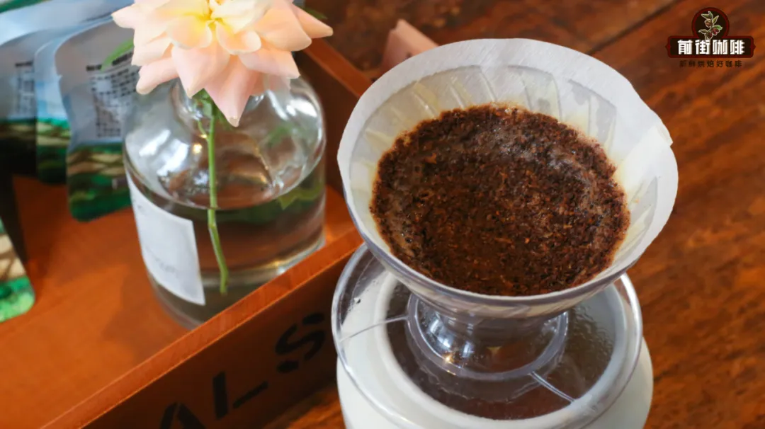 Analysis of Channeling in Pour Over Coffee Beds: The Relationship Between Density, Pouring Technique, and Evenness