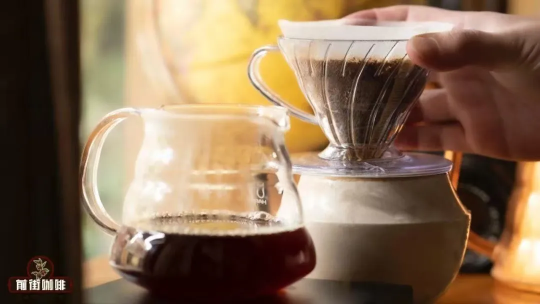 Should you stop pouring during pour over? Uncovering the truth and techniques to avoid over-extraction