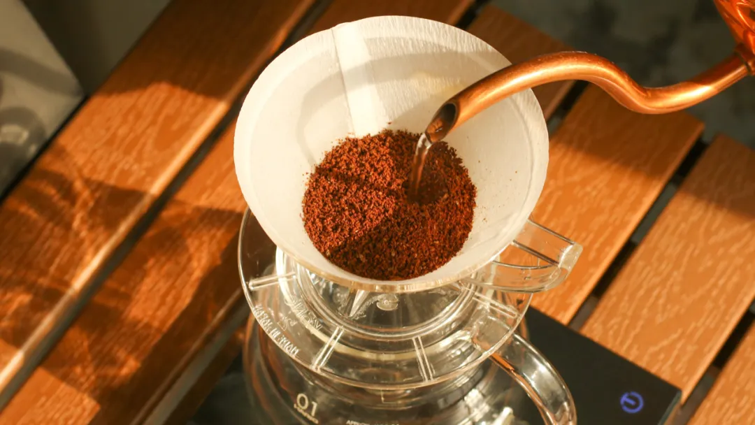 Complete Guide to the 4-6 Pour Over Brewing Method: Parameter Settings and Practical Analysis with Hakua Beans