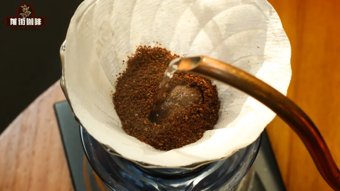 Pour Over Coffee Grinding Guide: Temperature, Coffee-to-Water Ratio, and Grind Size Adjustments for Dark Roast, Light Roast, and Anaerobic Beans