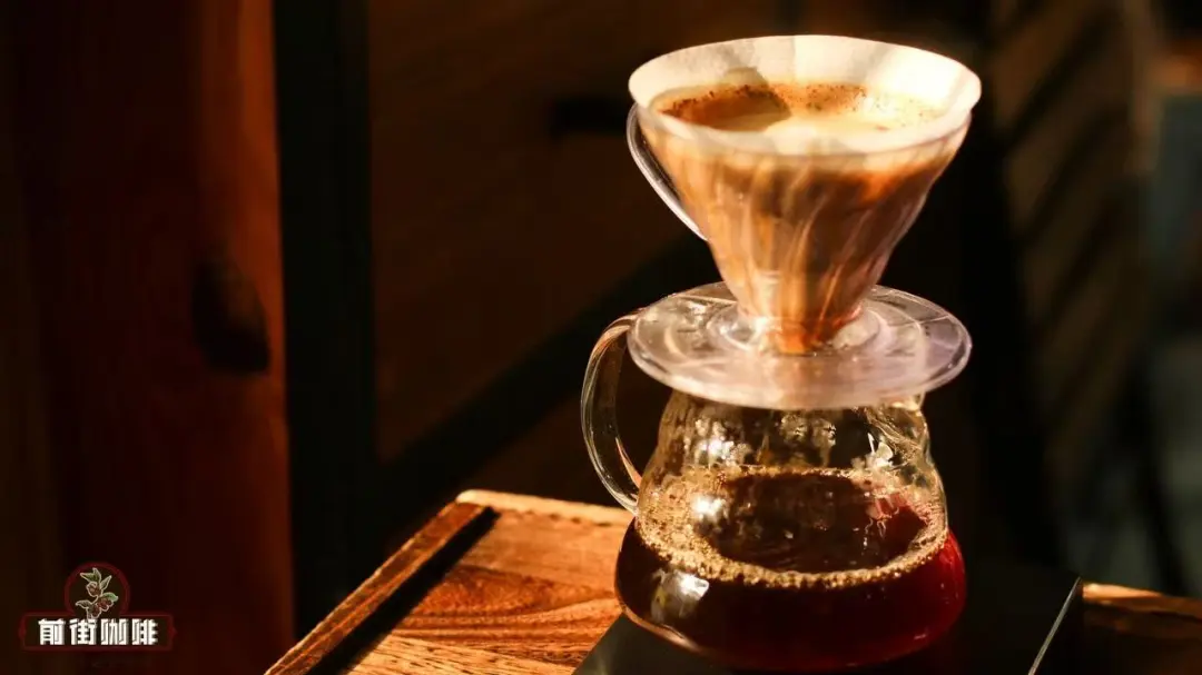 How to Choose the Grind Size for Pour Over Coffee? A Complete Guide to the Differences Between Fine and Medium-Coarse Grinds and Sifting Techniques