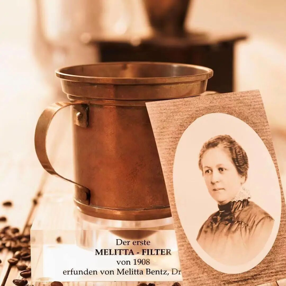 A Century of Pour Over Coffee Evolution & A Complete Guide to Three-Stage Extraction: From the Melitta Filter to Exploring the Flavors of Hua Kui