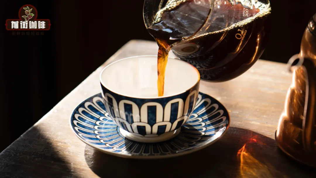 Pour over coffee has a strong aroma but tastes bitter? Unraveling the truth behind the difference between aroma and taste
