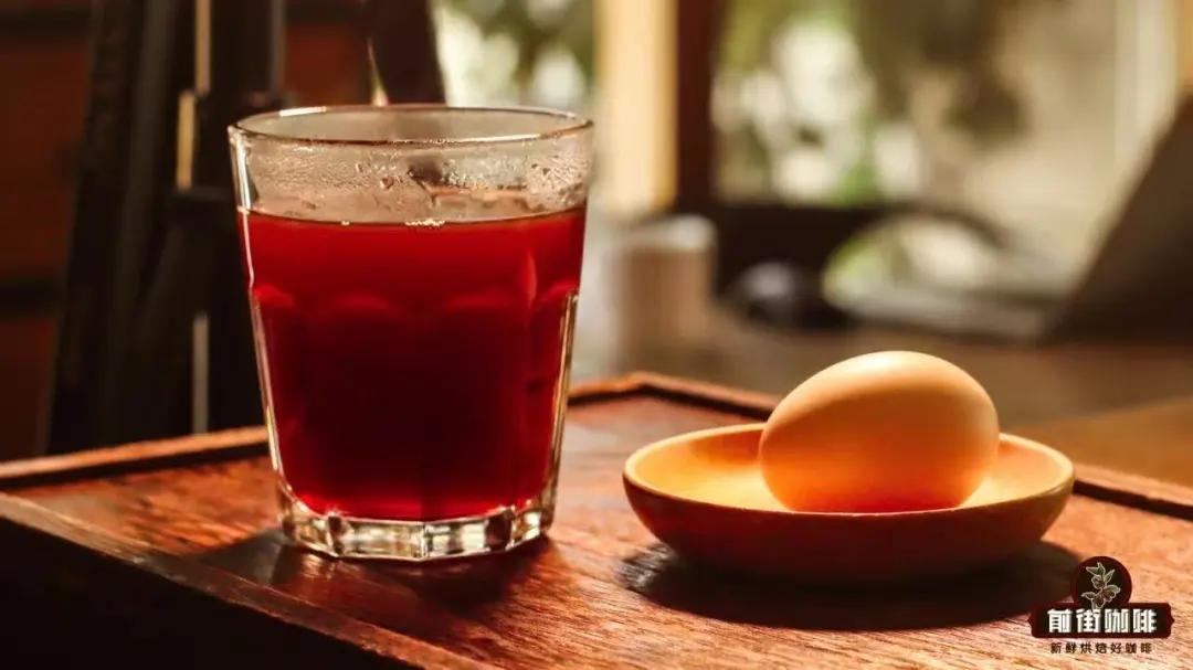 Analysis of the Differences Between Norwegian and Vietnamese Egg Coffee | Pour Over Filtering Techniques and Alternatives