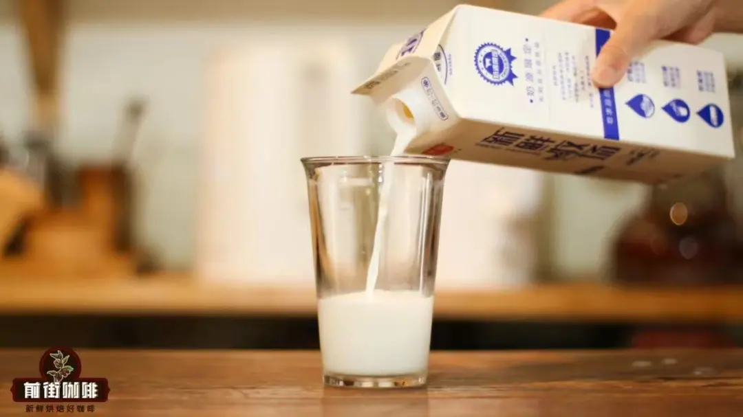 Is your latte art milk foam prone to breaking? A complete guide to milk selection, coffee bean freshness, and frothing techniques