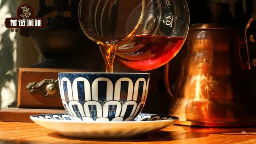 How to taste pour-over coffee? Understanding flavor differences between light and dark roasts through brewing parameters