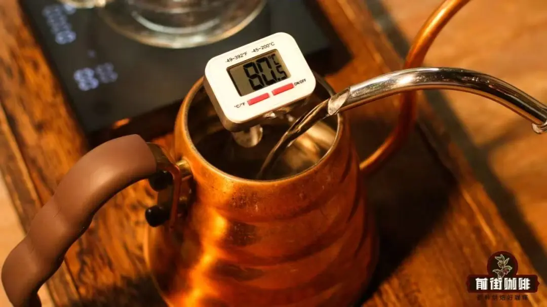 Variable Temperature Pour Over Technique: Three Low-Temperature Staged Methods to Enhance Geisha Floral Aroma and Fruit Notes
