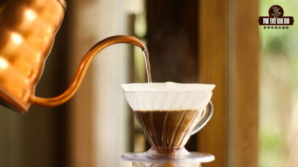 Pour Over Coffee: Water Pouring Height and Staging Techniques — How Precise Temperature Control Influences Flavor
