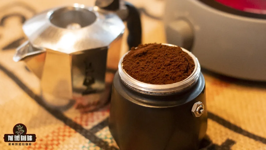 Moka Pot Tamping Techniques and Coffee Bean Selection: A Practical Guide to Enhancing Latte Flavor