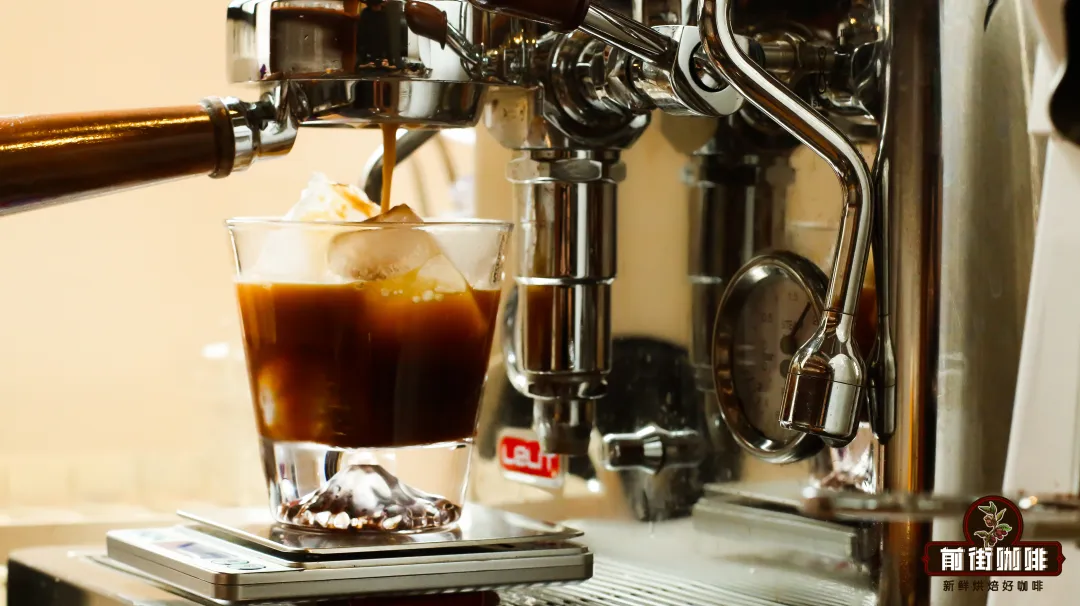 What to do if your home coffee grinder is too coarse? Quick-brew iced Americano recipe & curated guide to medium-light roast beans