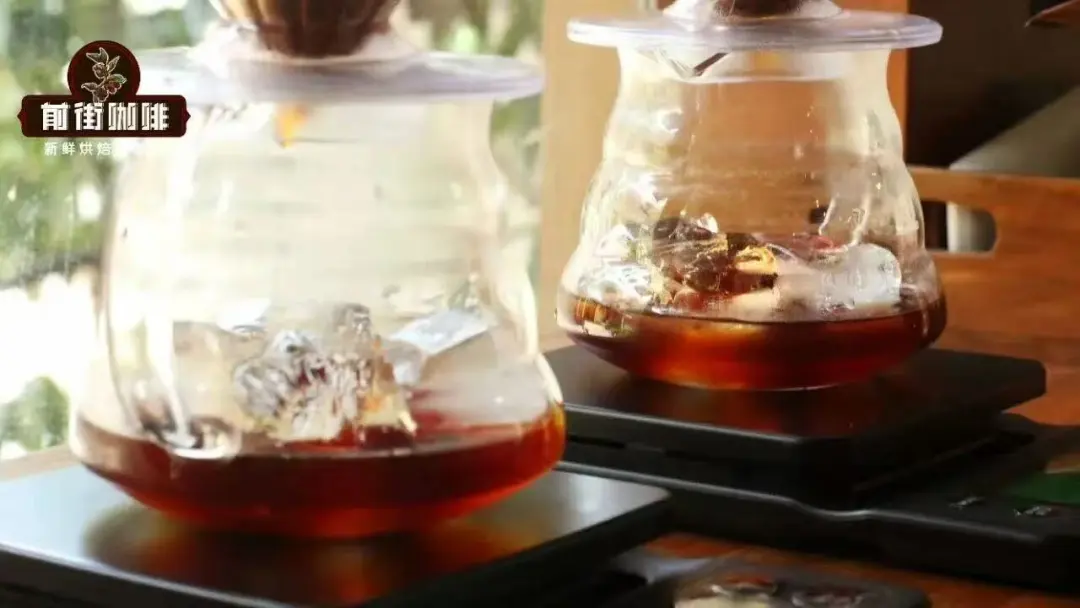 How to place ice cubes in iced pour-over coffee? A complete guide to Japanese rapid cooling parameters and flavor techniques