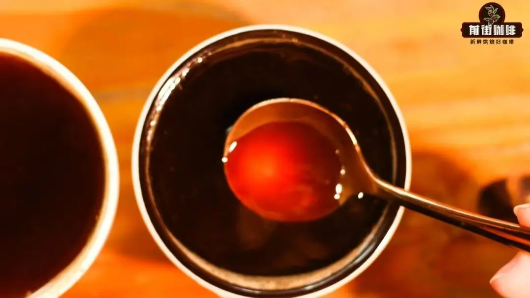 How long is ground coffee fresh? Essential grind storage time and preservation tips for pour over coffee