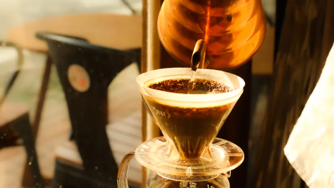 Hario V60 Drip Brewing Tutorial: Solving the Problem of Uneven Extraction from Fresh Coffee Beans