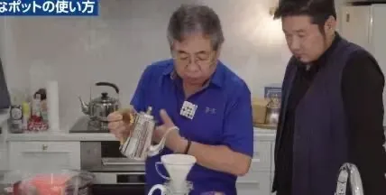Hario V60 Drip Brewing Tutorial: Solving the Problem of Uneven Extraction from Fresh Coffee Beans