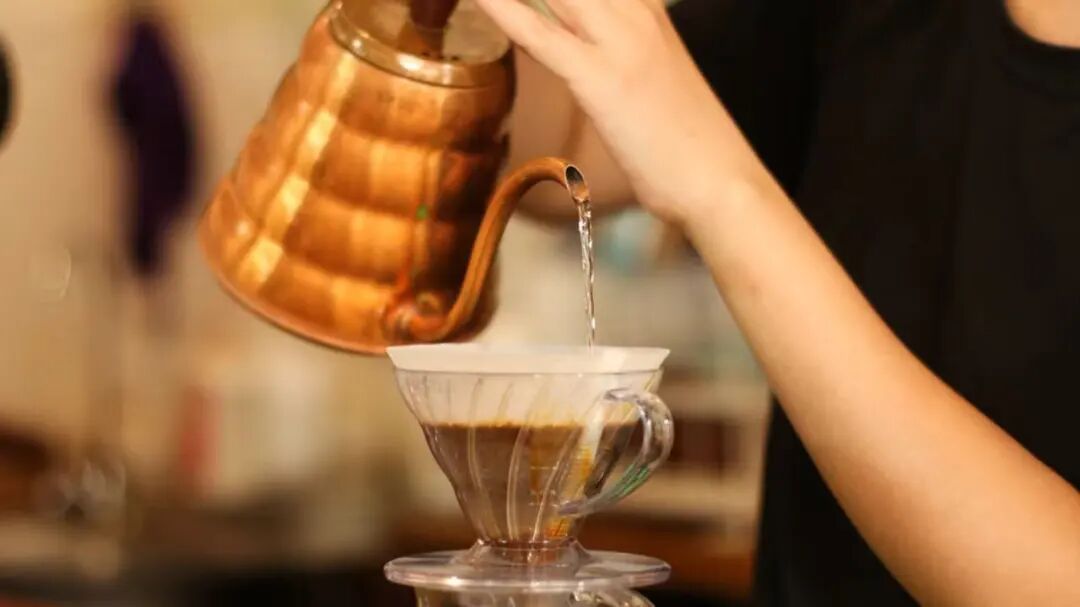 Must-read for pour over beginners: 5 common mistakes and the right way to do it