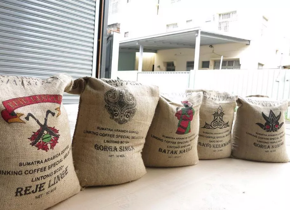A Complete Guide to Indonesia’s Sumatra Coffee Region: Is Mandheling a Specialty Arabica Bean?