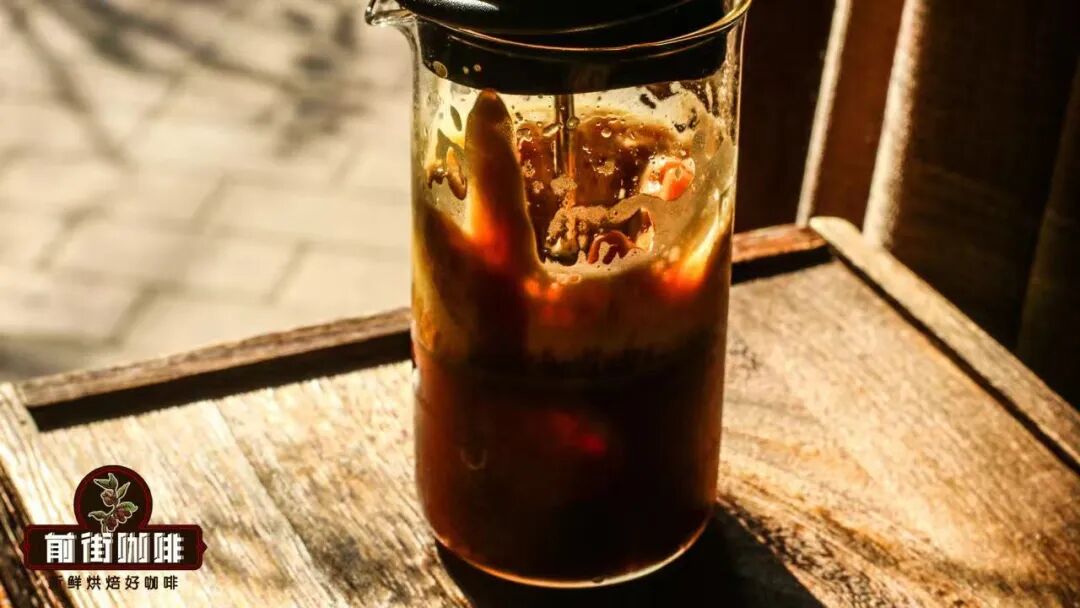 5 Creative Ways to Drink Americano | Can You Latte Art It? What’s the Difference Between Long Black and Americano?
