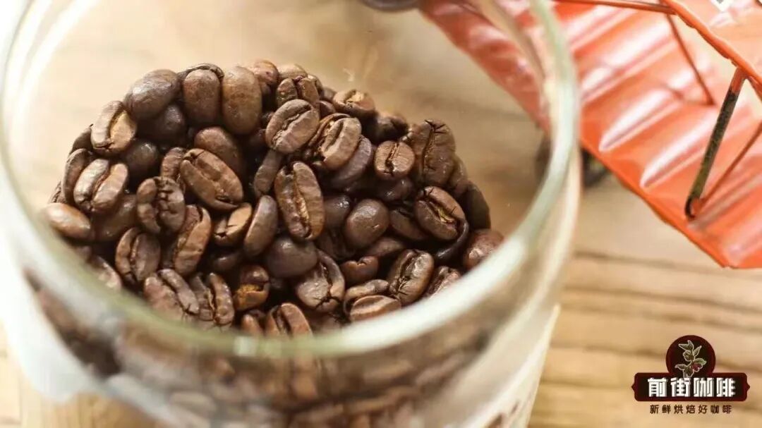 Beginner's Guide to Coffee Cocktails: Choose the Right Beans to Elevate Your Creative Brews