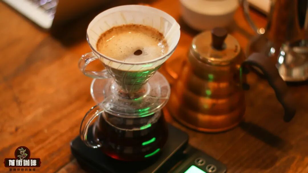 Is using too much coffee grounds in pour over brewing over-extracted? A guide to techniques and parameter adjustments for multi-serving brews