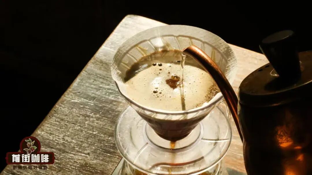 Is your pour over light roast coffee too acidic? Adjust 3 parameters to extract a high-sweetness balanced flavor