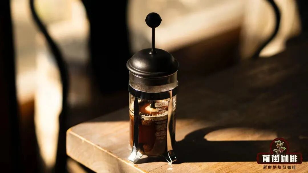 How to Make Iced Coffee with a French Press｜A Complete Guide for Beginners to Brew Rich, Juicy Iced Coffee