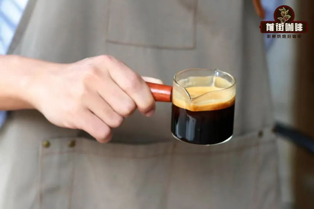 Manual vs Semi-Automatic Espresso Machines: A Guide to Extraction Differences and Manual Pressure Techniques
