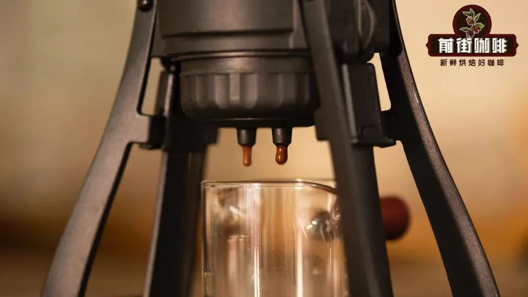 Manual vs Semi-Automatic Espresso Machines: A Guide to Extraction Differences and Manual Pressure Techniques