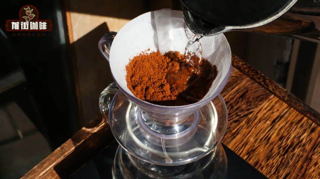 Can you make milk coffee with pour over? Practical tips to brew rich milk coffee at home without an espresso machine