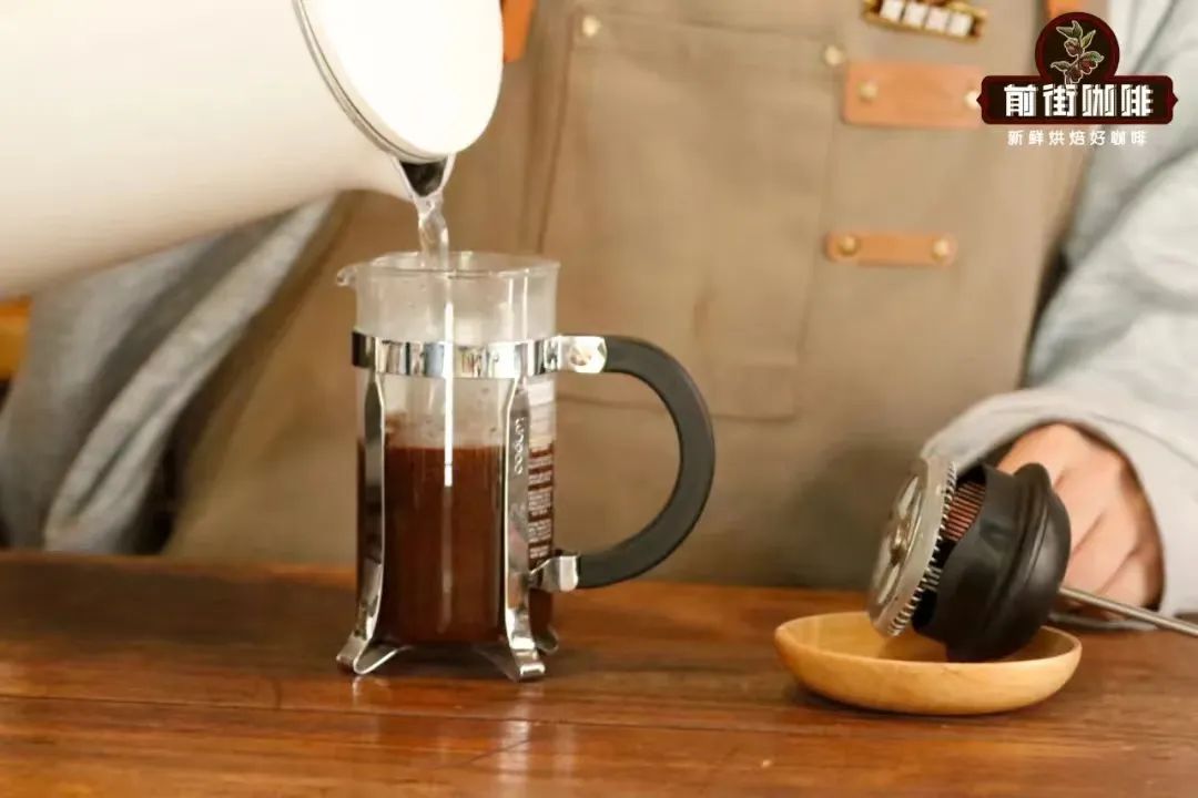 Beginner's Guide to French Press Brewing | Complete Tutorial on Coffee-to-Water Ratio & Steeping Time