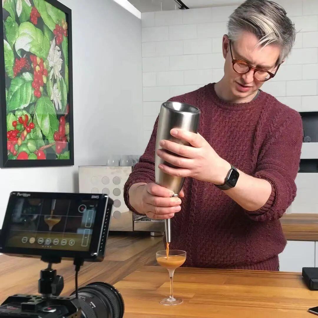 What’s the difference between SOE coffee beans and espresso blends? A full breakdown of flavor, price, and brewing