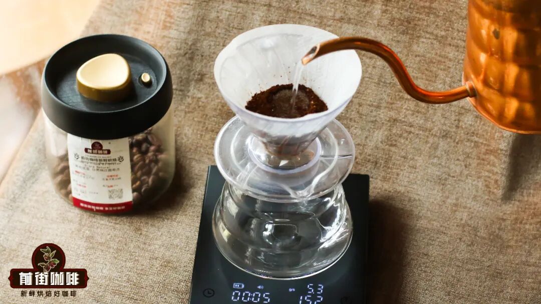 Pour Over Coffee Pitfall Guide: Why Hot Brewing with Ice Isn't Recommended? Full Breakdown of Iced Pour Over Parameter Adjustments