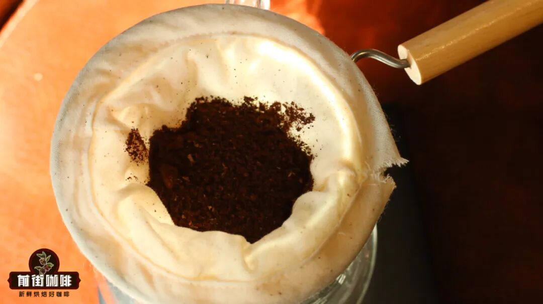 Do Japanese pour over coffee enthusiasts prefer flannel filters? A complete analysis of flavor differences and brewing techniques