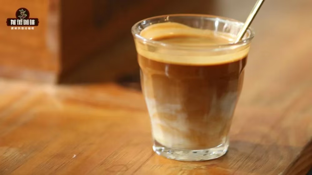 Unveiling the Spanish Latte Recipe | How Is It Different from a Regular Latte? Condensed Milk Ratio & Flavor Analysis