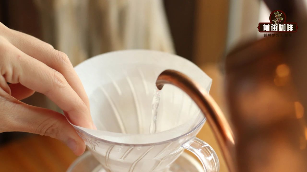 Complete Guide to Pour Over Coffee: Equipment Selection, Coffee-to-Water Ratio & Ice Pour Over Brewing Techniques