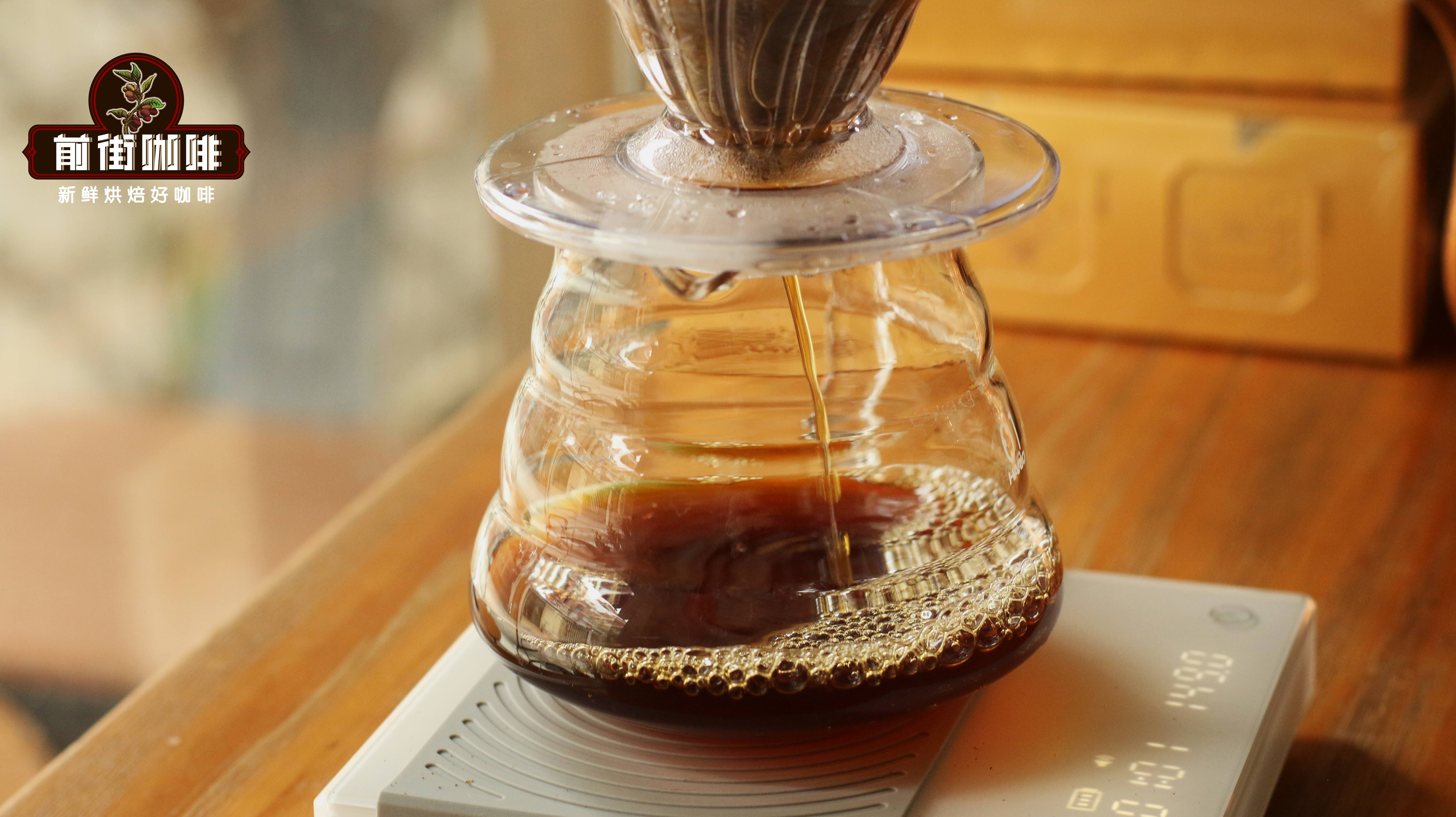 Complete Guide to Pour Over Coffee: Equipment Selection, Coffee-to-Water Ratio & Ice Pour Over Brewing Techniques
