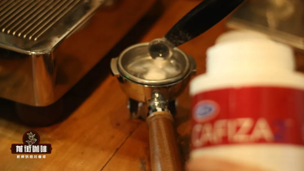 Complete Guide to Maintaining a Home Semi-Automatic Espresso Machine | Cleaning Tips and Gasket Replacement Tutorial