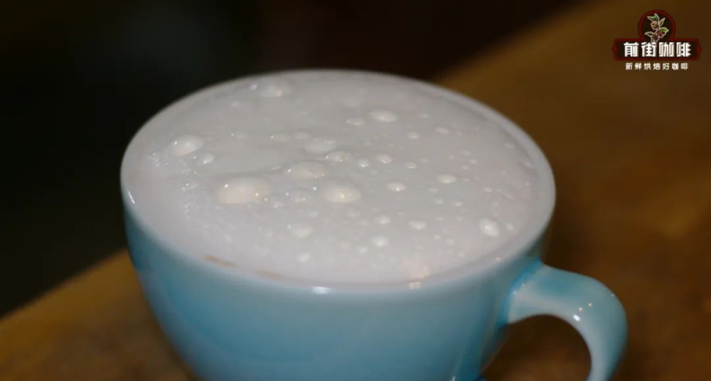 Essential for Beginners: Latte Milk Frothing Techniques and Microfoam for Latte Art
