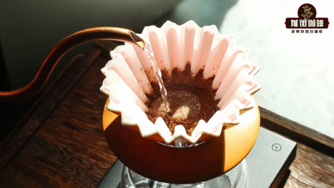 Pour Over Coffee for Beginners: Two-Stage Pouring Method with Cake Dripper and Flavor Profile Analysis of Diamond Hill