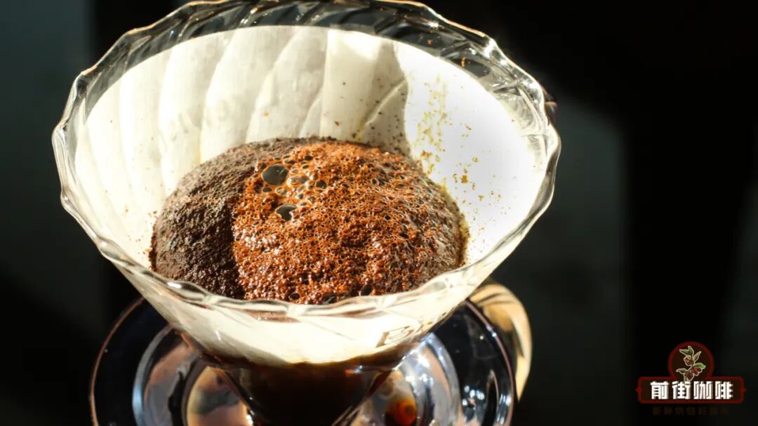 A Detailed Guide to Bloom in Pour Over Coffee: Why It Matters and When You Can Skip It — Professional Analysis