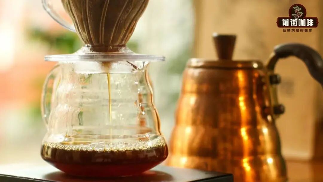 A Comprehensive Guide to the V60 Dripper｜Design Advantages & Beginner’s Pour Over Handbook