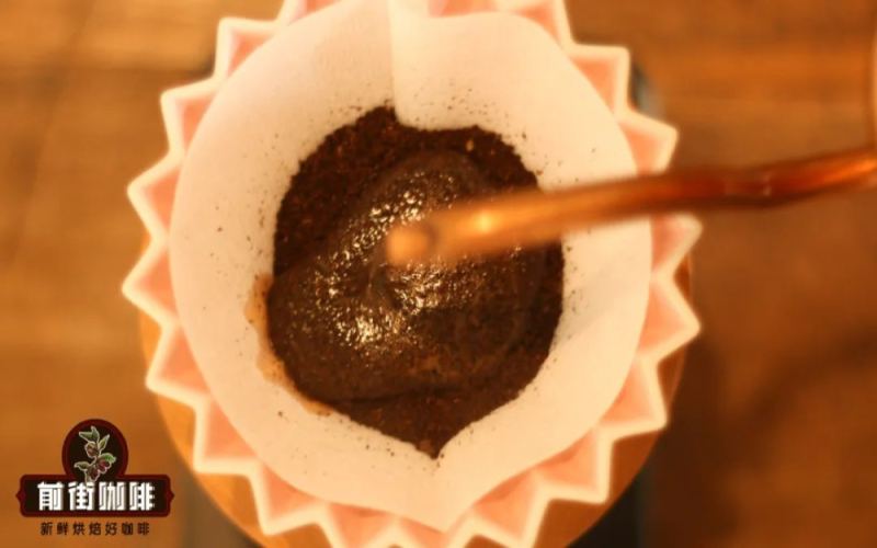 A Complete Guide to Bloom Techniques in Pour Over Coffee: Water Volume, Timing, and Full Brewing Steps
