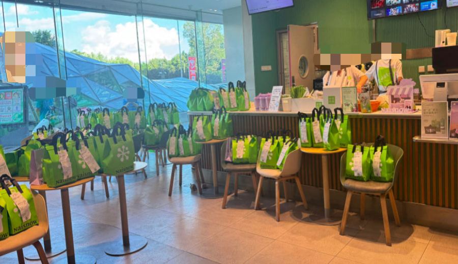Autumn Tea Order Surge Crisis: Delivery Riders Enter Counter to Help Pack, Food Safety Compliance Analysis