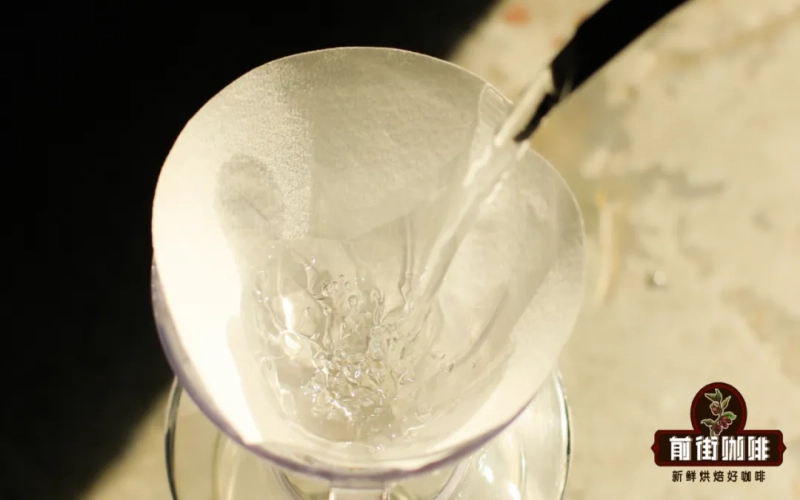 Pour Over Coffee Filter Paper Attachment Techniques and Dripper Structure Analysis | Key to Improving Extraction Stability