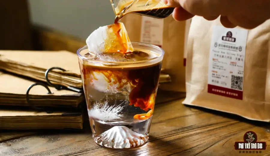 Secrets to Making Coconut Americano: A Guide to Coffee Bean and Coconut Water Pairing & Extraction Ratios
