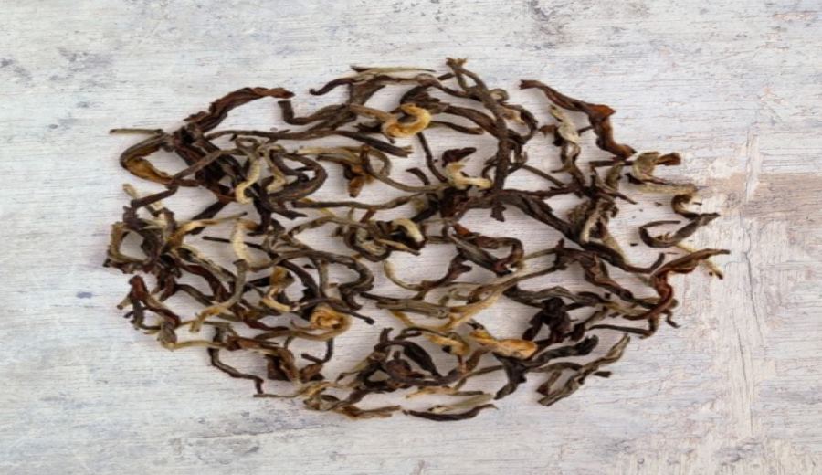 Loose Leaf Tea vs. Tea Bags: 5 Key Advantages Explained – Elevate Quality and Flavor