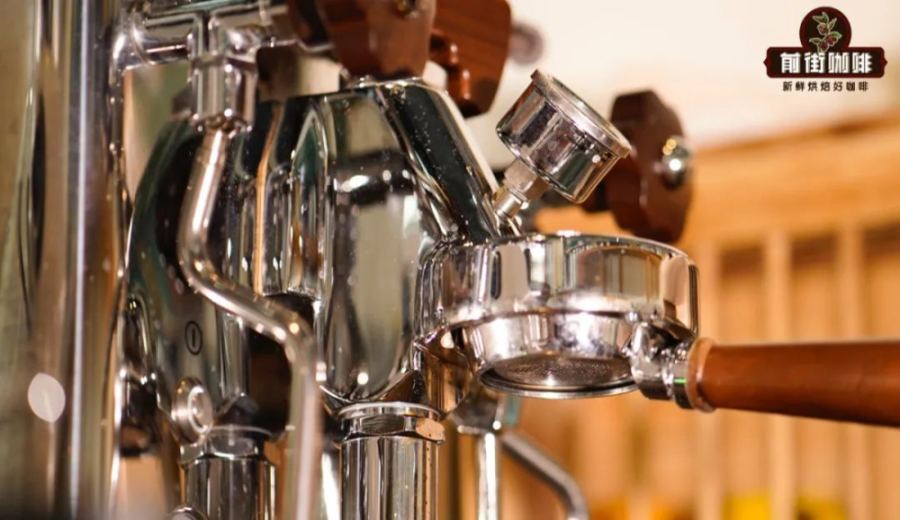 Complete Guide to Maintaining a Home Espresso Machine: Steps and Tips for Cleaning the Group Head and Steam Wand