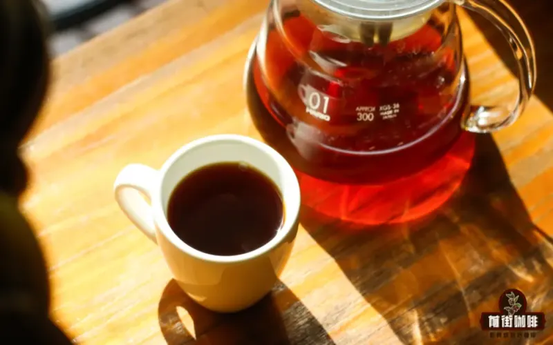 How to Pour Over Anaerobic Coffee? Master Grind Size, Water Flow, and Coffee-to-Water Ratio to Extract Rich Fruit Aromas