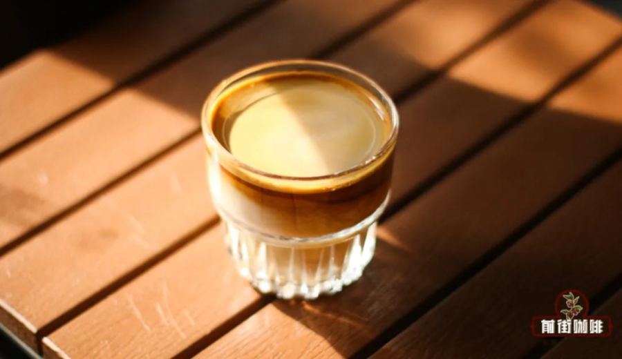 What’s the difference between a Dirty coffee and a latte? Essential layering tips and flavor analysis for beginners