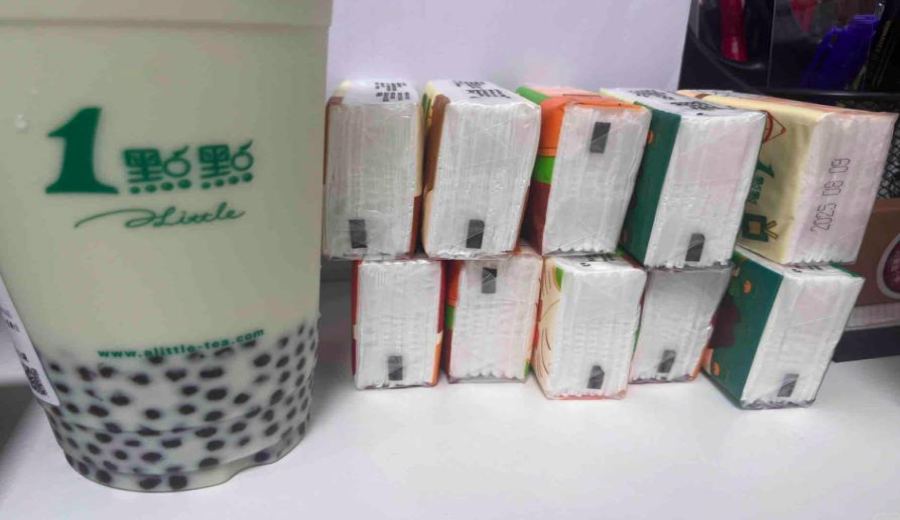 Is it difficult to get a single cup of coffee delivered? A full analysis of high minimum order thresholds and the pain of order bundling