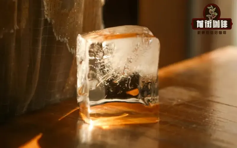 Secrets to Brewing Iced Pour Over Coffee: Ice First or Ice Later? Complete Coffee-to-Water Ratio & Flavor Analysis